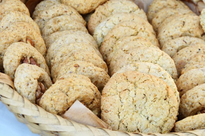 Biscotti al miele e noci