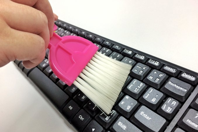 tastiera del pc sporca, come pulire tastiera pc, come pulire tastiera computer