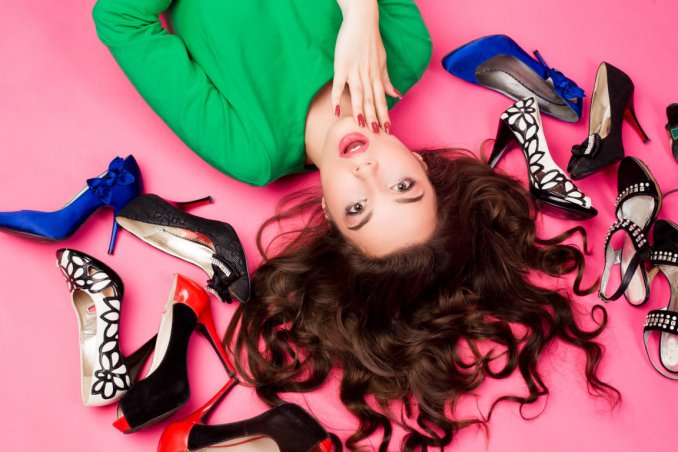 saldi, estate 2017, acquistare scarpe