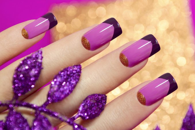 nail art, ultra violet Pantone, decorazione unghie