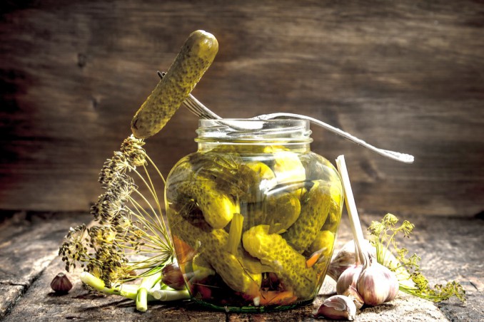 Come fare i cetrioli in agrodolce da conservare per l'inverno