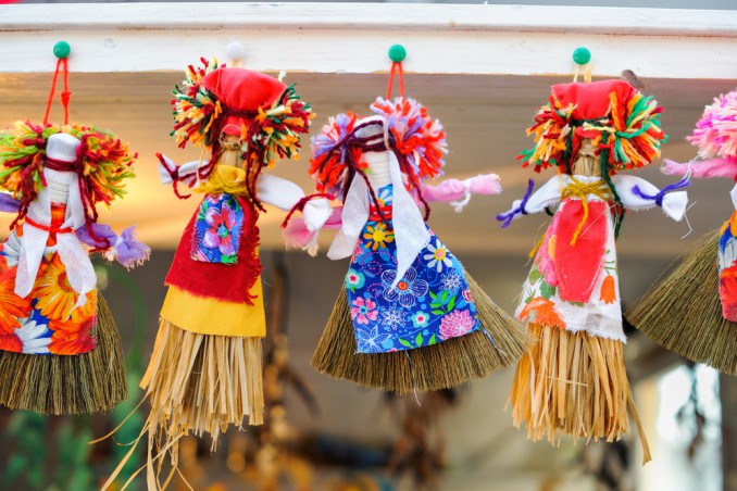addobbi carnevale finestre, lavoretti carnevale, decorazioni carnevale da appendere