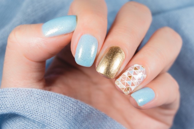 nail art, decorazione unghie, colori chiari