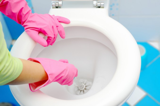 come pulire fondo water, come pulire wc da calcare, come pulire fondo wc