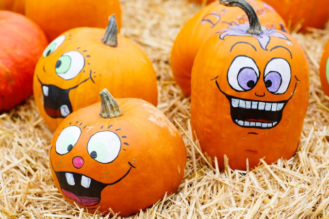 come decorare zucca, zucca decorata idee, decorazioni zucche