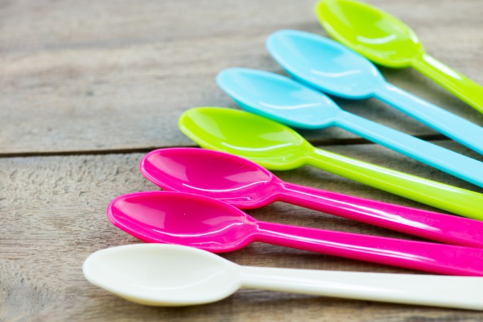 riusare cucchiai plastica