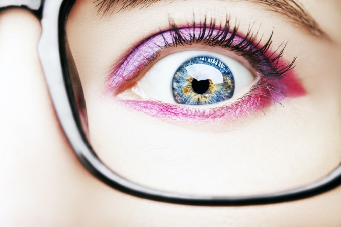 occhiali monolente, trucco, dove acquistarli