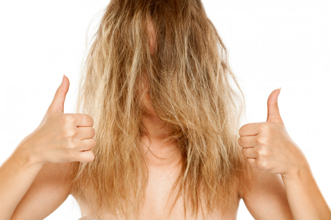 lisciare capelli ribelli