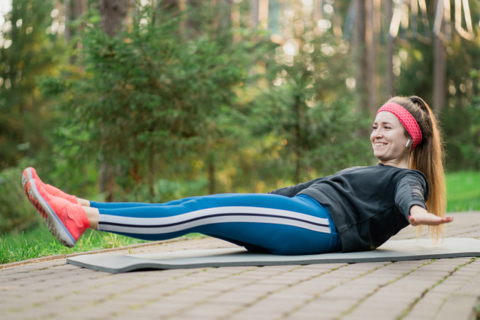 esercizi addominali pancia