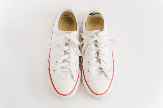 decorare scarpe sneaker 