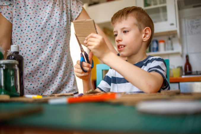 giochi creativi cartone